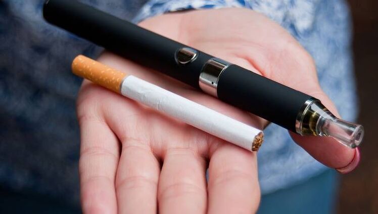 Cigarrillos electrónicos en lugar de los normales.